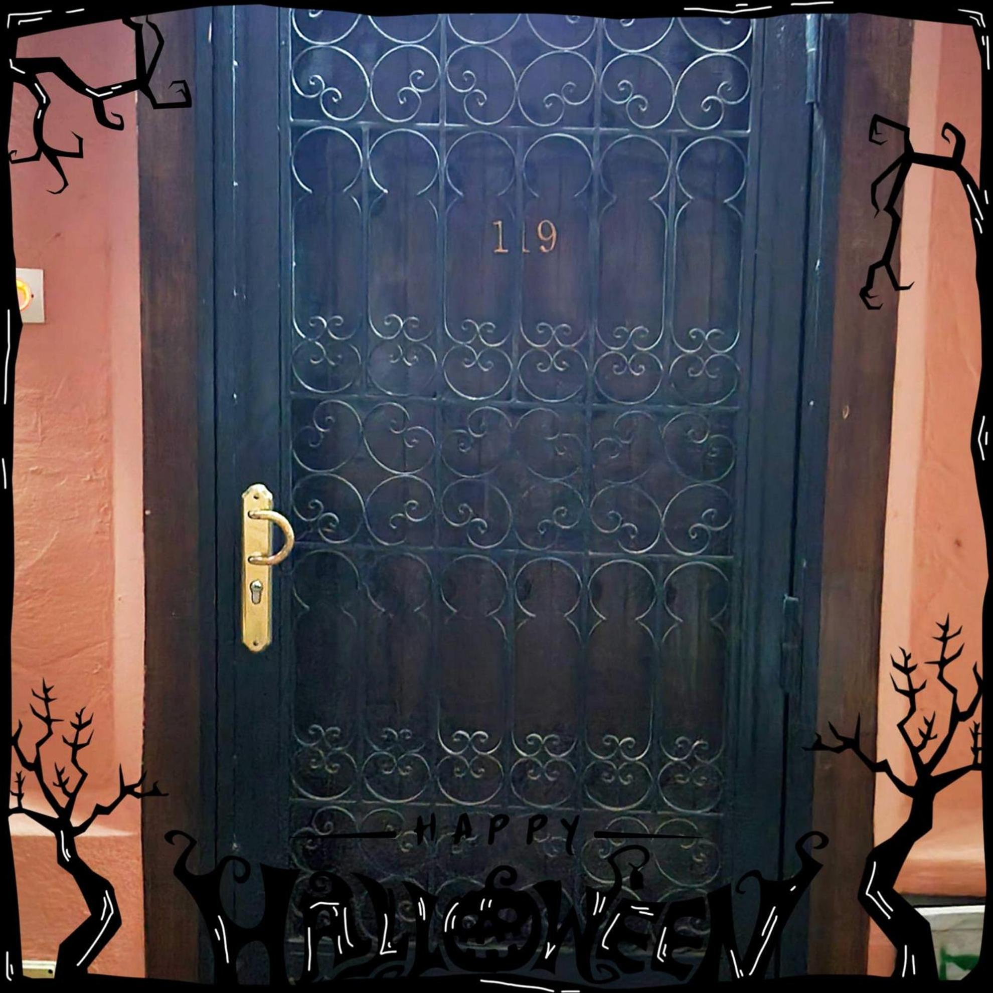 Riad Traditionnel De Charme 3 Chambres Marrakesh Exterior photo
