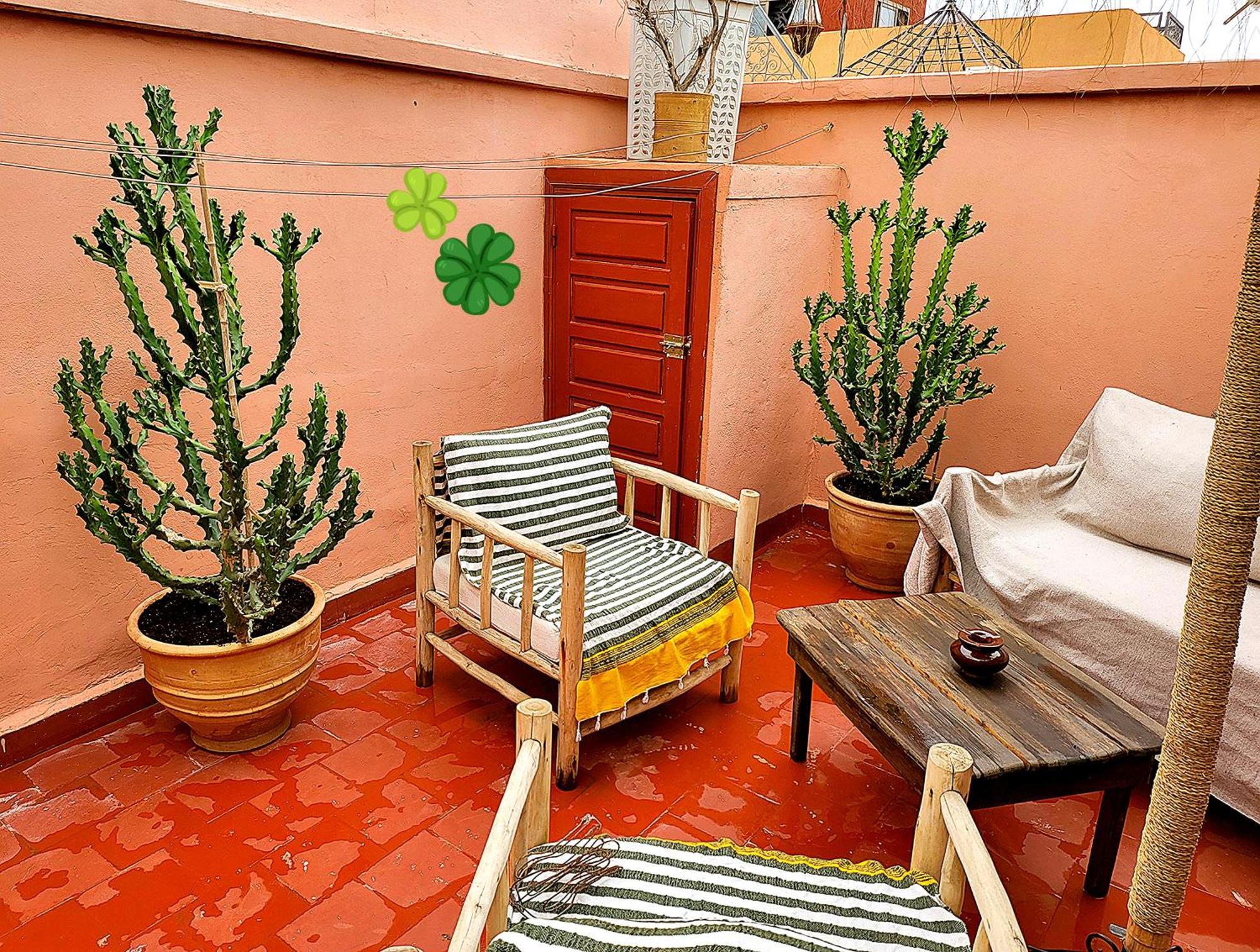 Riad Traditionnel De Charme 3 Chambres Marrakesh Exterior photo